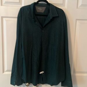 Men’s button down Calvin Klein shirt